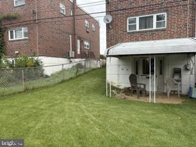 8310 STRAHLE PL, Philadelphia, PA 19111