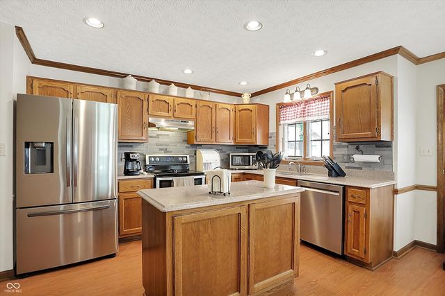 1638 Library Boulevard, Greenwood, IN 46142