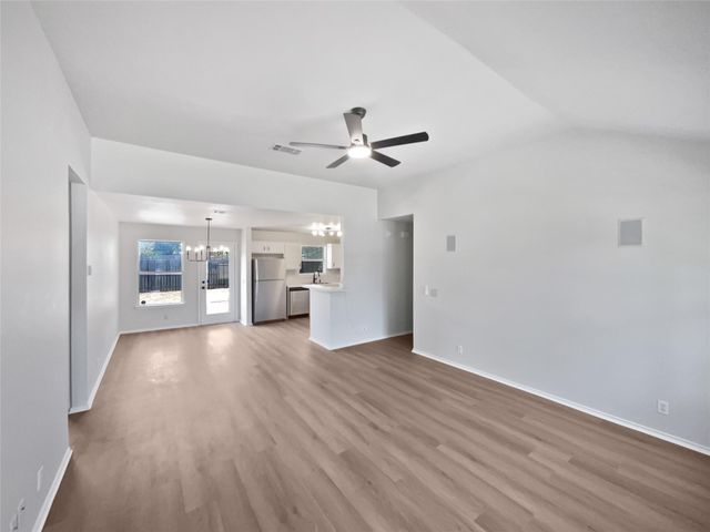727 Blue Oak CIR, Cedar Park, TX 78613
