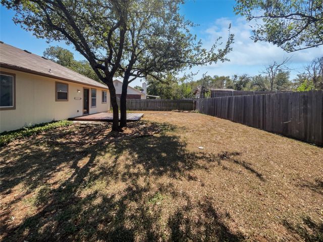 727 Blue Oak CIR, Cedar Park, TX 78613
