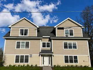 354 Manhattan Dr Unit 11, Burlington, VT 05401