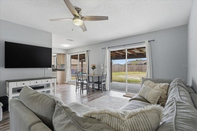 8913 WOOD LAKE COURT, New Port Richey, FL 34653