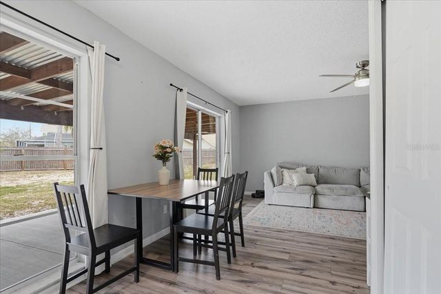 8913 WOOD LAKE COURT, New Port Richey, FL 34653