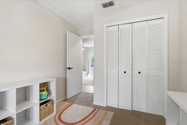 8913 WOOD LAKE COURT, New Port Richey, FL 34653