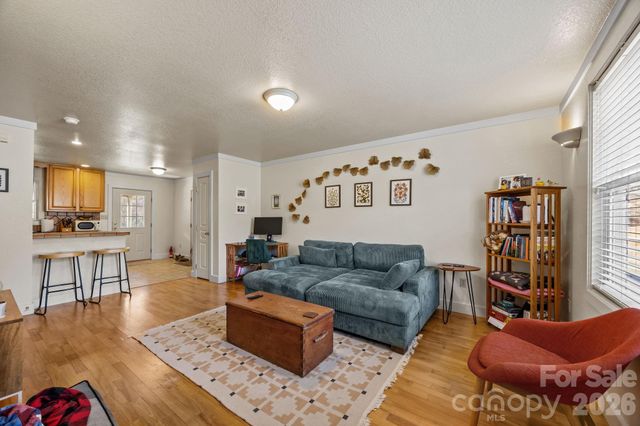 280 Flat Creek Church Road, Weaverville, NC 28787