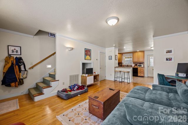 280 Flat Creek Church Road, Weaverville, NC 28787