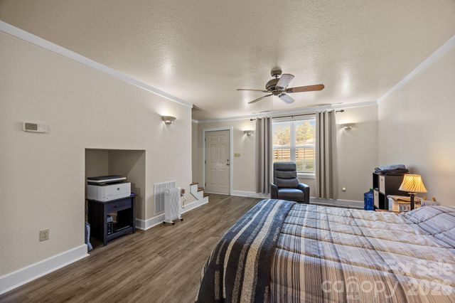 280 Flat Creek Church Road, Weaverville, NC 28787