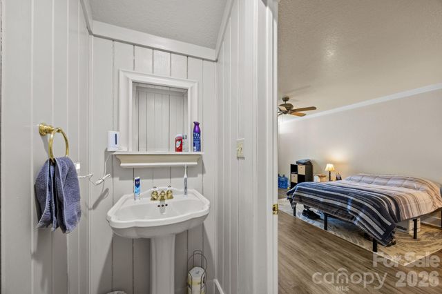 280 Flat Creek Church Road, Weaverville, NC 28787