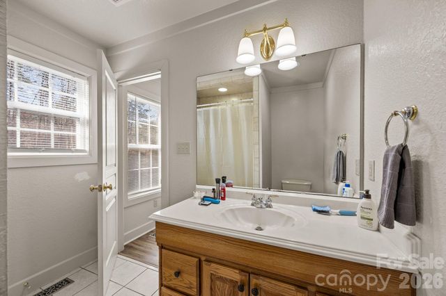 280 Flat Creek Church Road, Weaverville, NC 28787