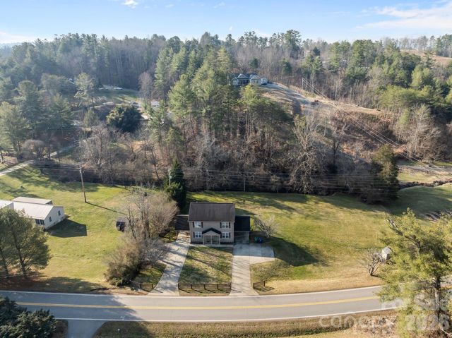 280 Flat Creek Church Road, Weaverville, NC 28787