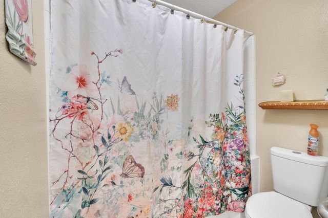 6630 Inwood West Drive, Houston, TX 77088