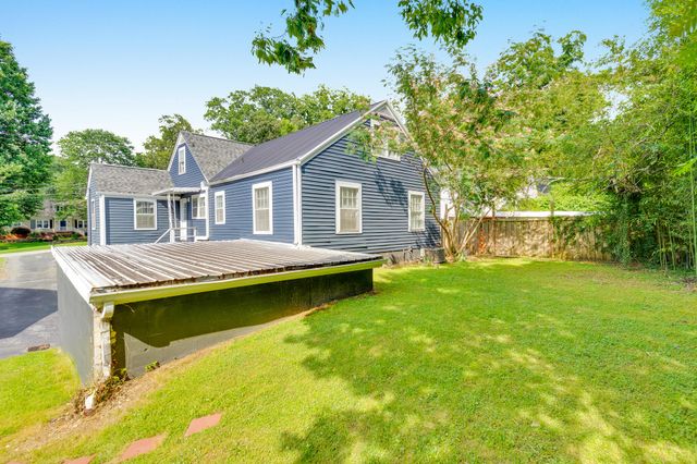 210 Woodrow Avenue, Chattanooga, TN 37415