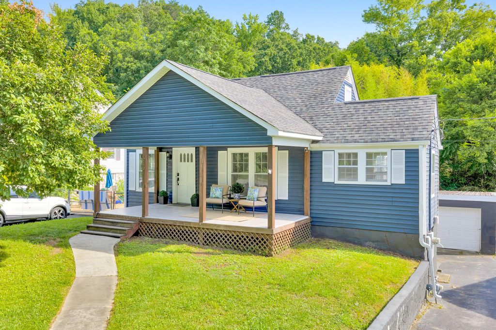 210 Woodrow Avenue, Chattanooga, TN 37415