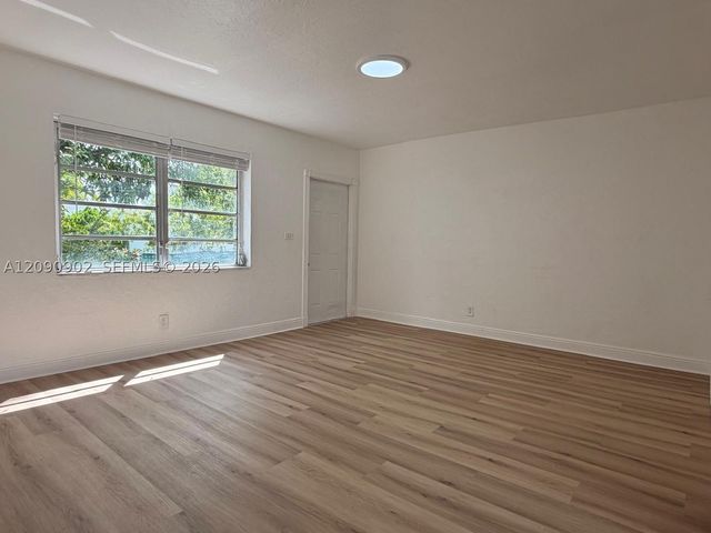 1252 NW 58th St 1252, Miami, FL 33142
