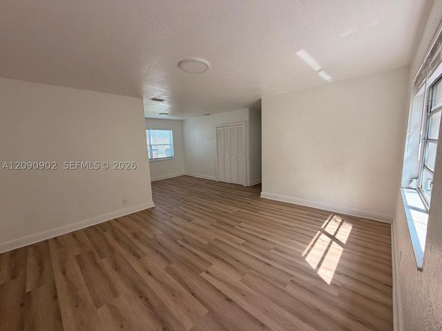 1252 NW 58th St 1252, Miami, FL 33142