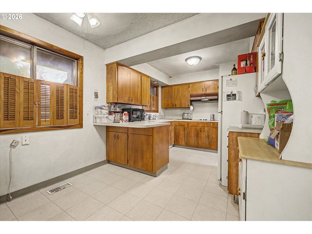 5404 Ne CHATEAU Dr, Vancouver, WA 98661