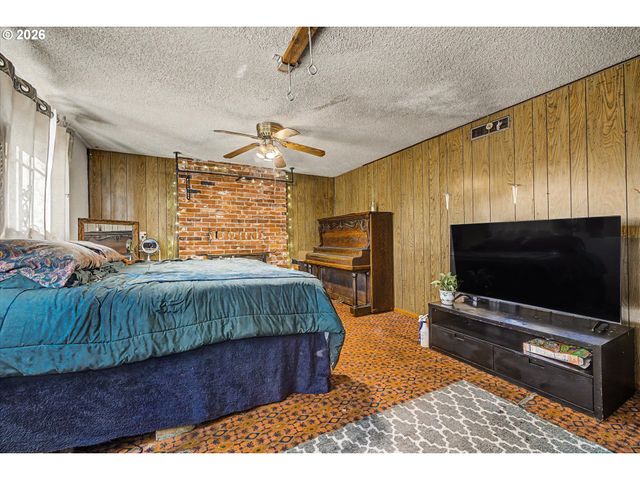 5404 Ne CHATEAU Dr, Vancouver, WA 98661