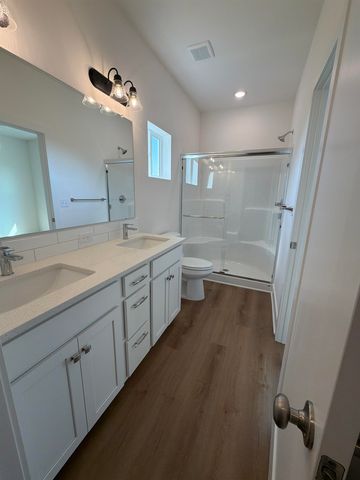 1149 Trek Cir, Goddard, KS 67052