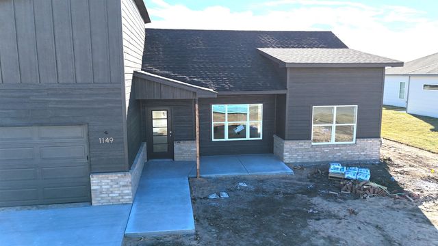 1149 Trek Cir, Goddard, KS 67052