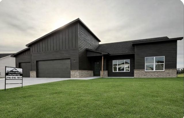 1149 Trek Cir, Goddard, KS 67052