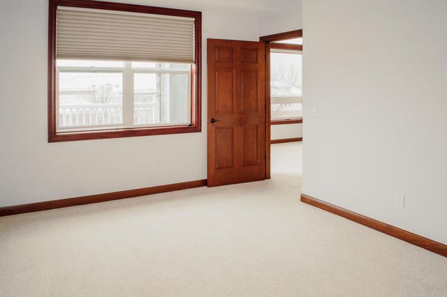 2670 Kelley Parkway 318, Long Lake, MN 55356