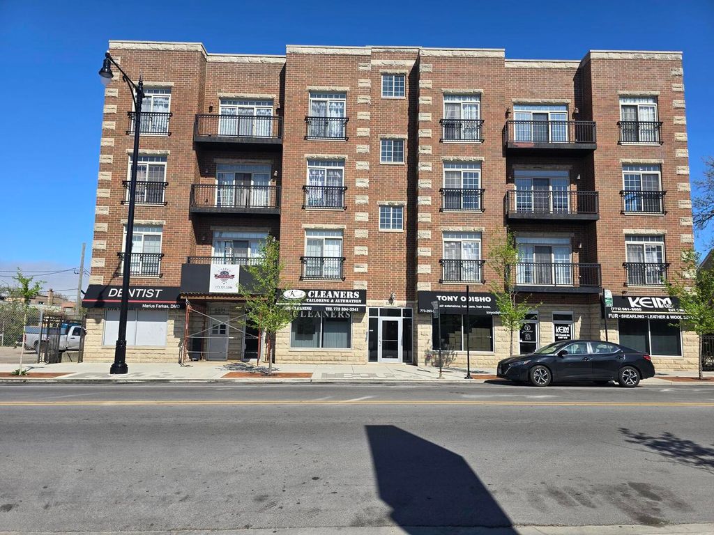 5321 N Lincoln Avenue B, Chicago, IL 60625