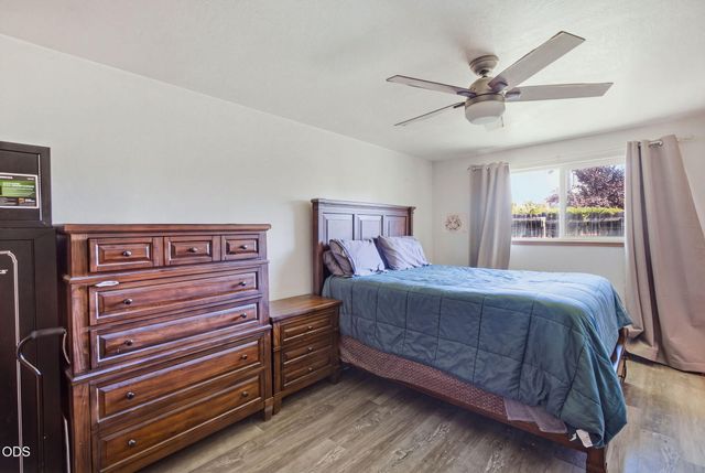 309 NE Terry Lane, Grants Pass, OR 97526