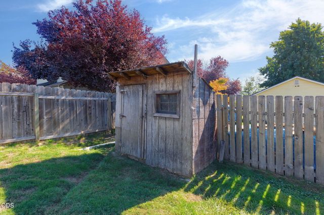 309 NE Terry Lane, Grants Pass, OR 97526