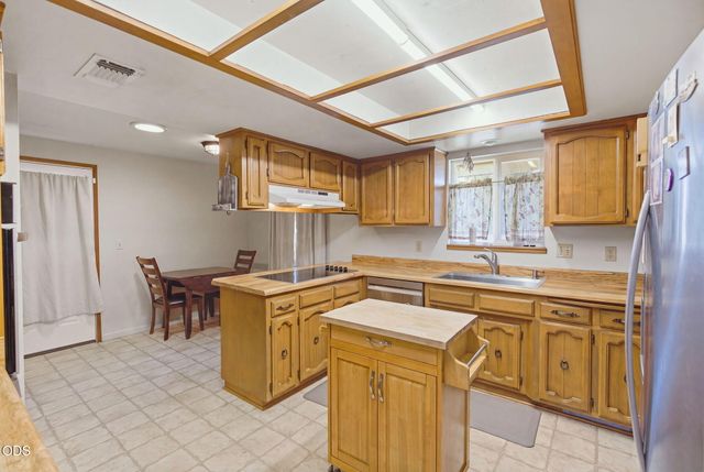 309 NE Terry Lane, Grants Pass, OR 97526