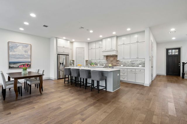 7044 Silverberry Street, Dallas, TX 75231