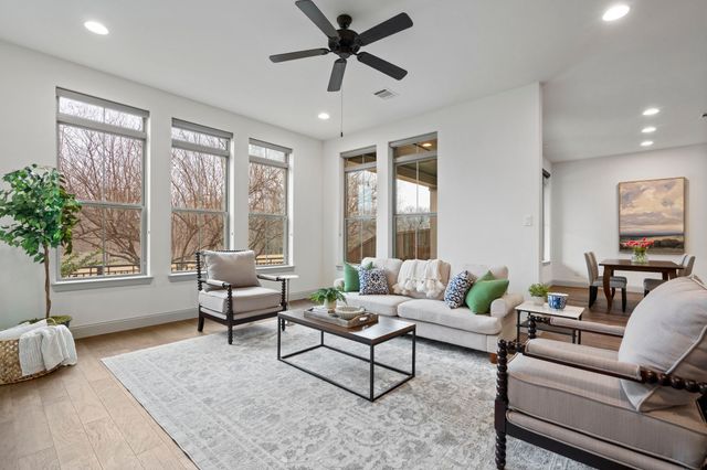 7044 Silverberry Street, Dallas, TX 75231