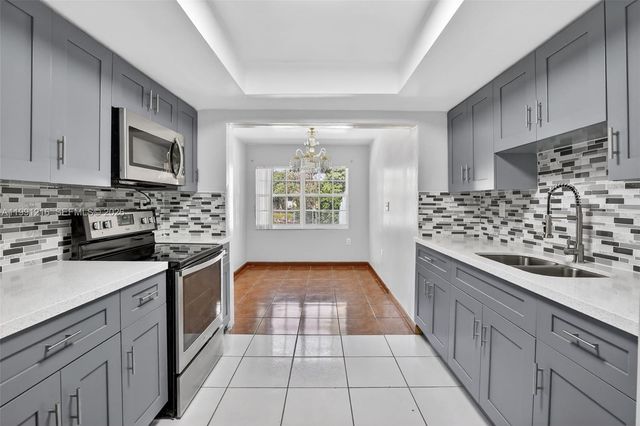 2521 NW 72nd Ave 2521, Sunrise, FL 33313