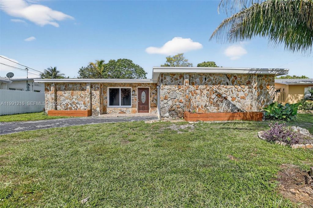 2521 NW 72nd Ave 2521, Sunrise, FL 33313