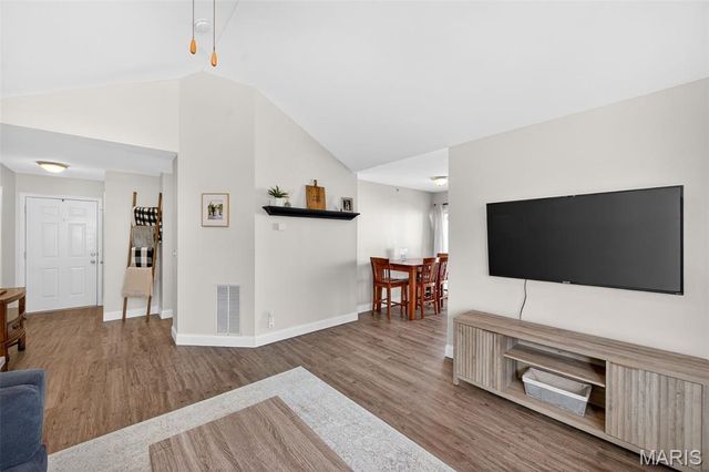 480 Benton Drive K, St Peters, MO 63376