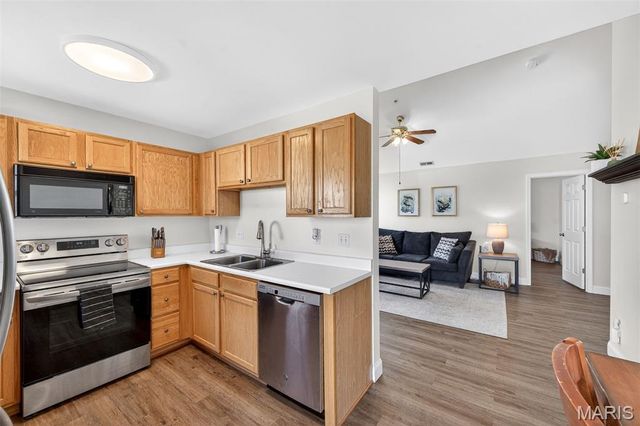 480 Benton Drive K, St Peters, MO 63376