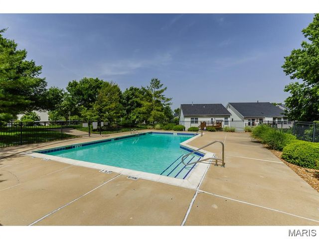 480 Benton Drive K, St Peters, MO 63376