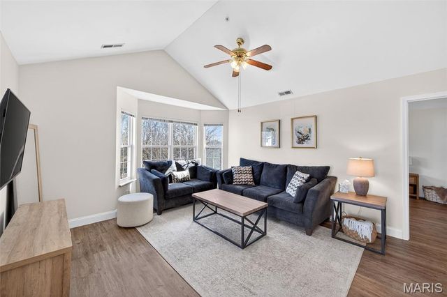 480 Benton Drive K, St Peters, MO 63376