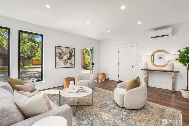 10399 NE Pine Way, Bainbridge Island, WA 98110