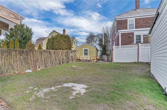 19 Greene Lane, Newport, RI 02840