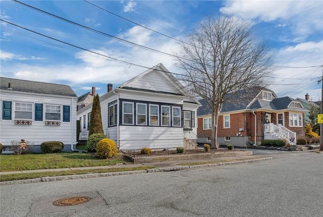 19 Greene Lane, Newport, RI 02840