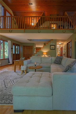 14599 RIDGEVIEW Drive, Excelsior Springs, MO 64024