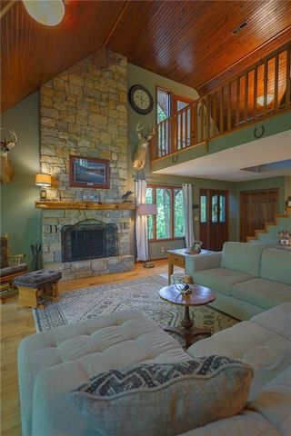 14599 RIDGEVIEW Drive, Excelsior Springs, MO 64024