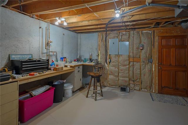 14599 RIDGEVIEW Drive, Excelsior Springs, MO 64024