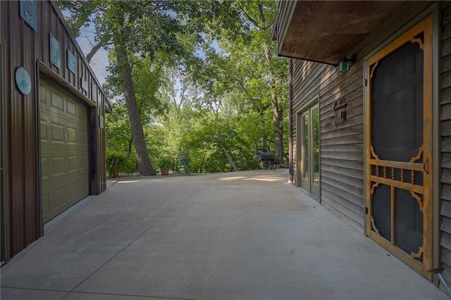 14599 RIDGEVIEW Drive, Excelsior Springs, MO 64024