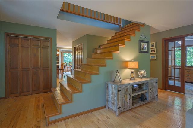 14599 RIDGEVIEW Drive, Excelsior Springs, MO 64024
