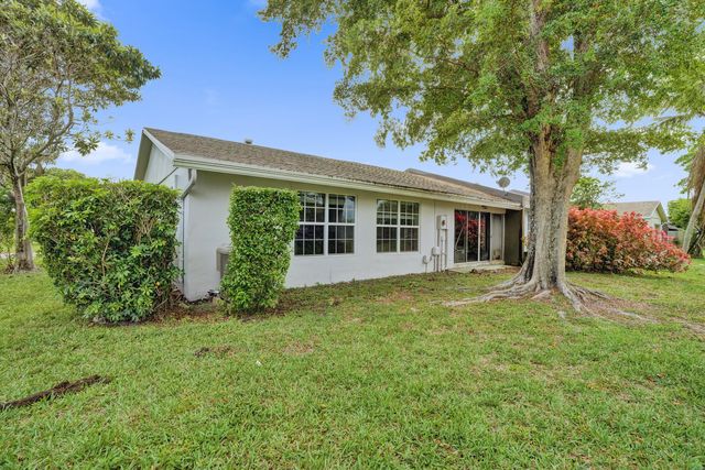 5544 Lakewood Circle S F, Margate, FL 33063