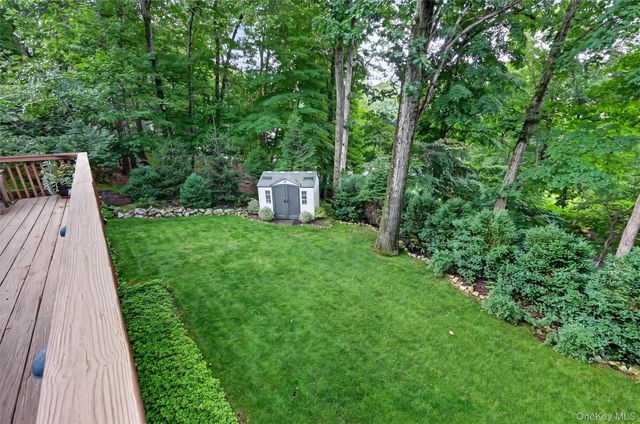 3 Hazelwood Road, Sloatsburg, NY 10974