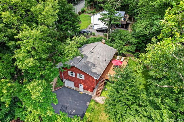 3 Hazelwood Road, Sloatsburg, NY 10974