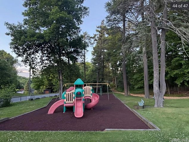 3 Hazelwood Road, Sloatsburg, NY 10974