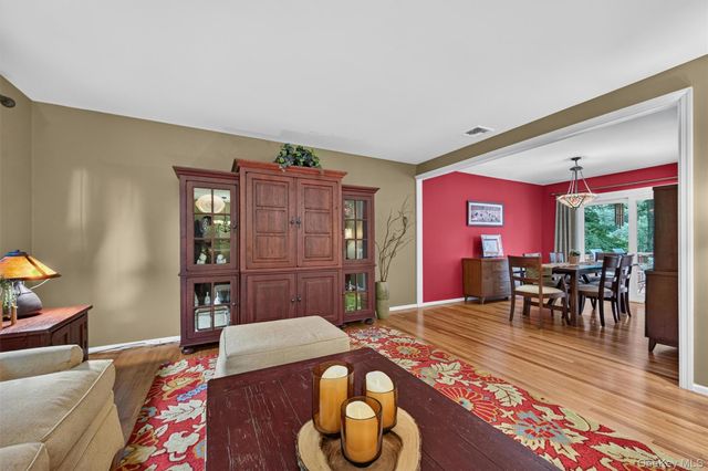 3 Hazelwood Road, Sloatsburg, NY 10974